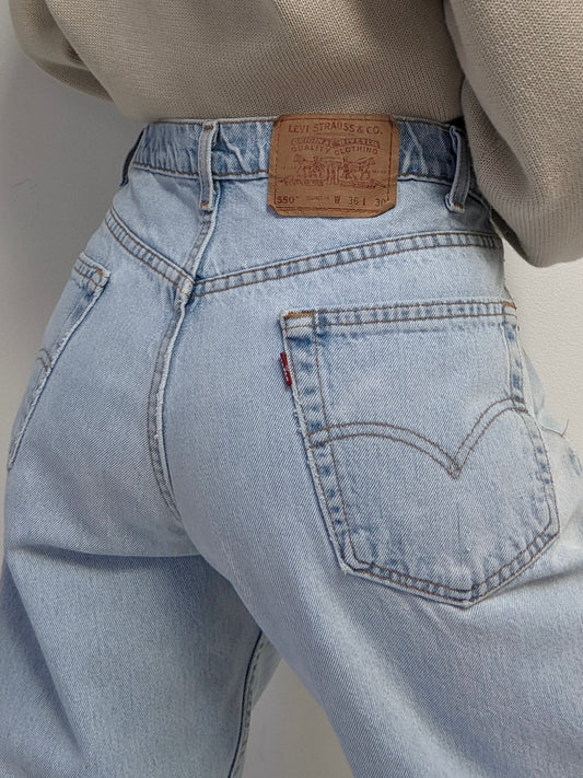 Vintage Levi&#39;s 550 Lightwash Denim