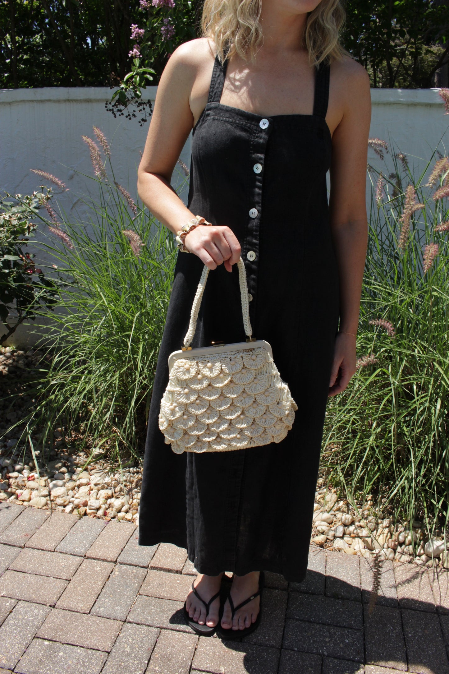 Lovely Vintage Raffia Scalloped Handbag