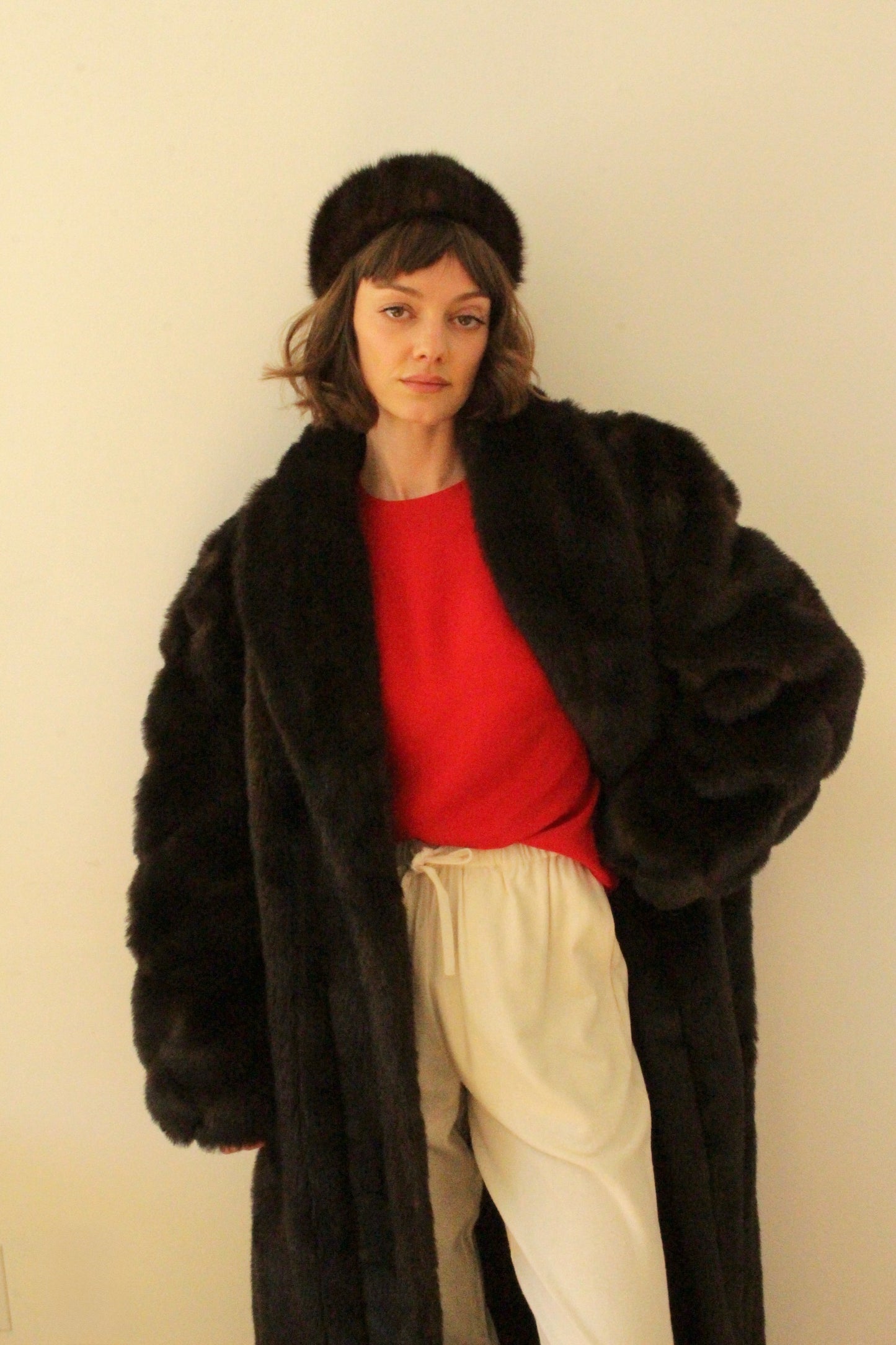 Amazing Vintage Espresso Fur Pillbox Hat