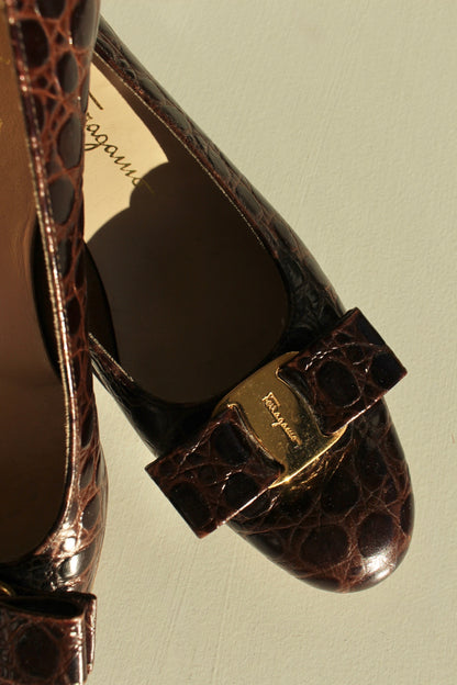 Vintage Salvatore Ferragamo Embossed Leather Pumps