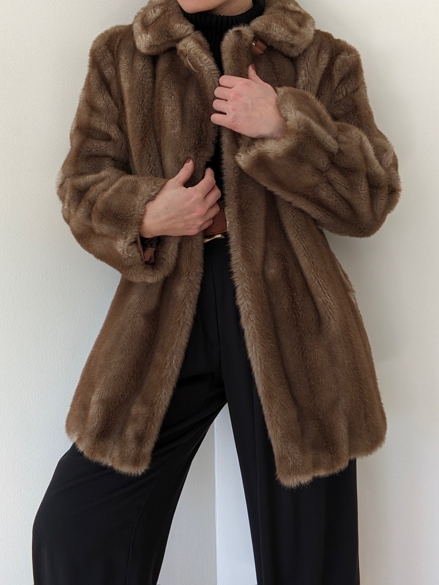 Luxury Vintage Plush Faux Fur Coat