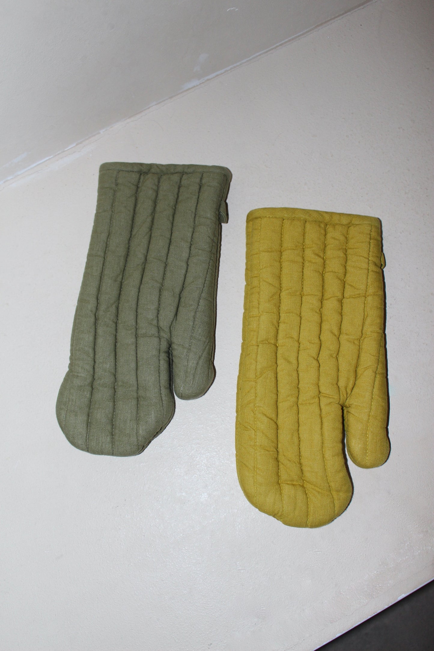 Simple Linen Oven Mitt