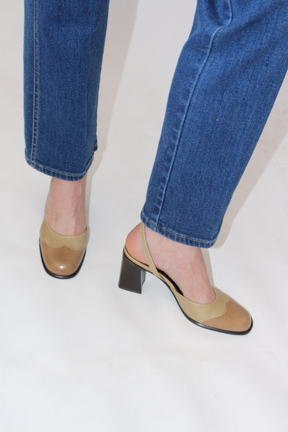 Lovely Vintage Two-Toned Leather Block Heel Pumps