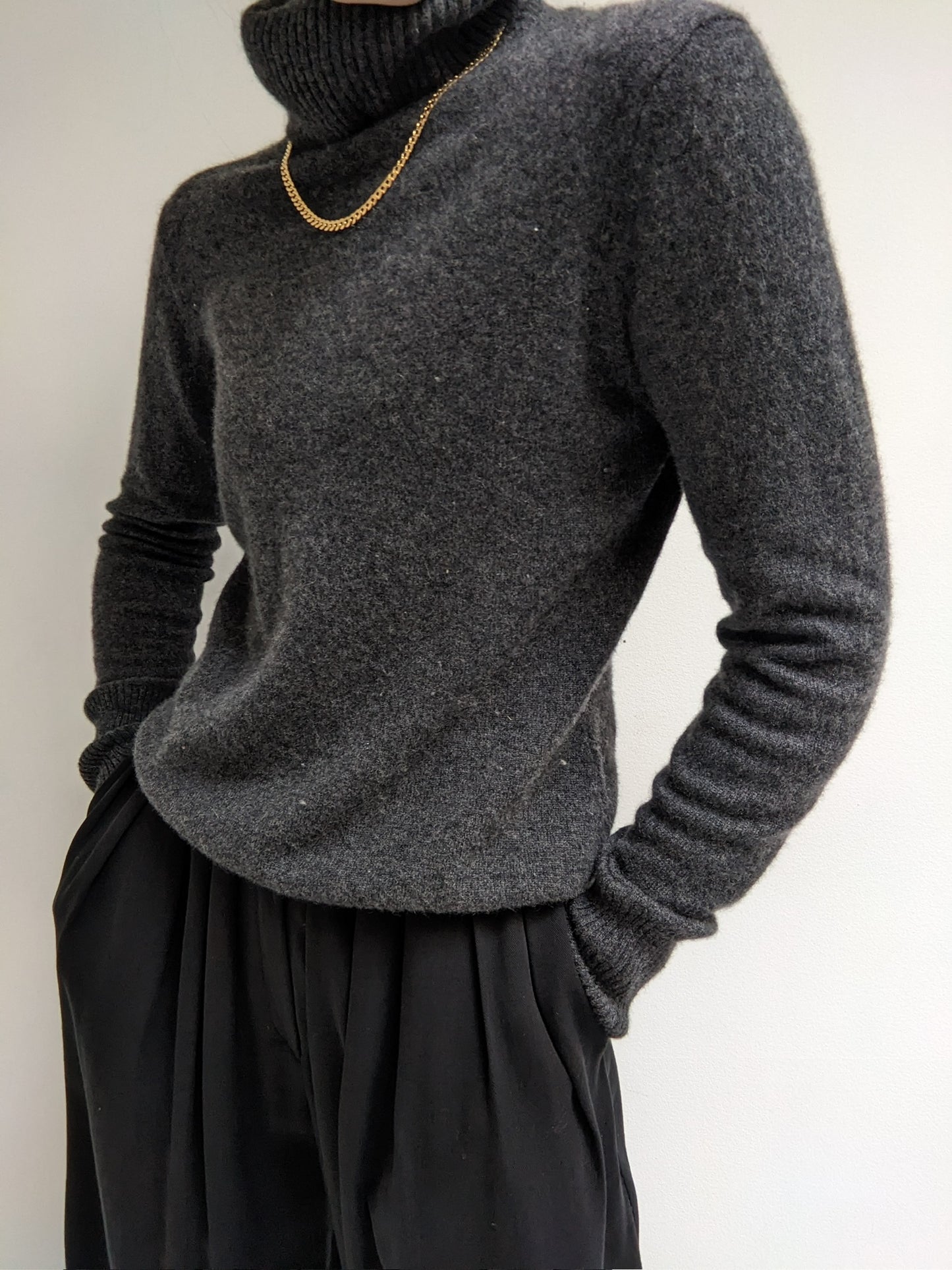 90s Charcoal Cashmere Turtleneck