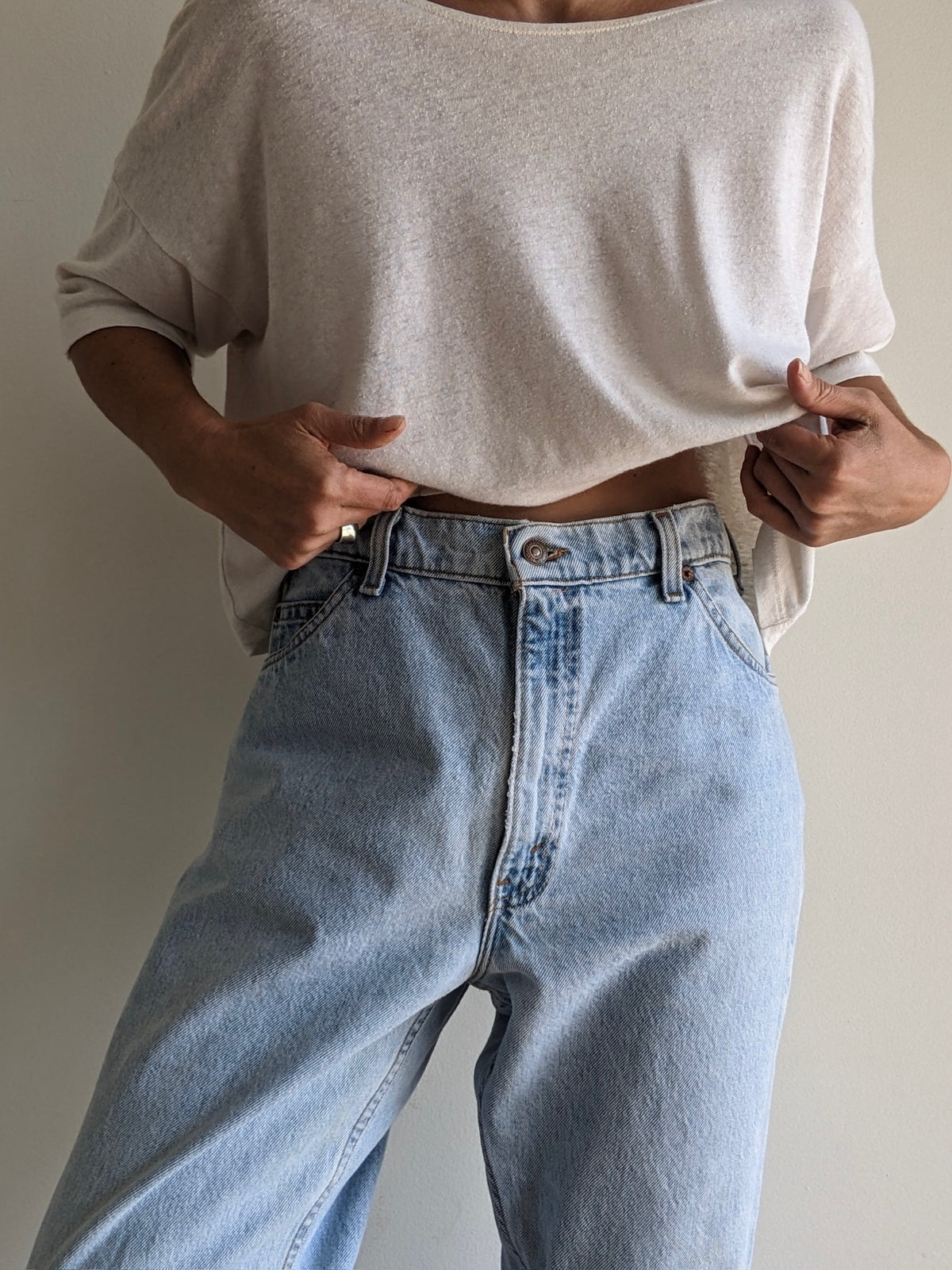 Vintage Levi's 550 Light Wash Jeans