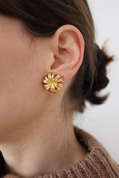 Vintage Gold Floral Earrings