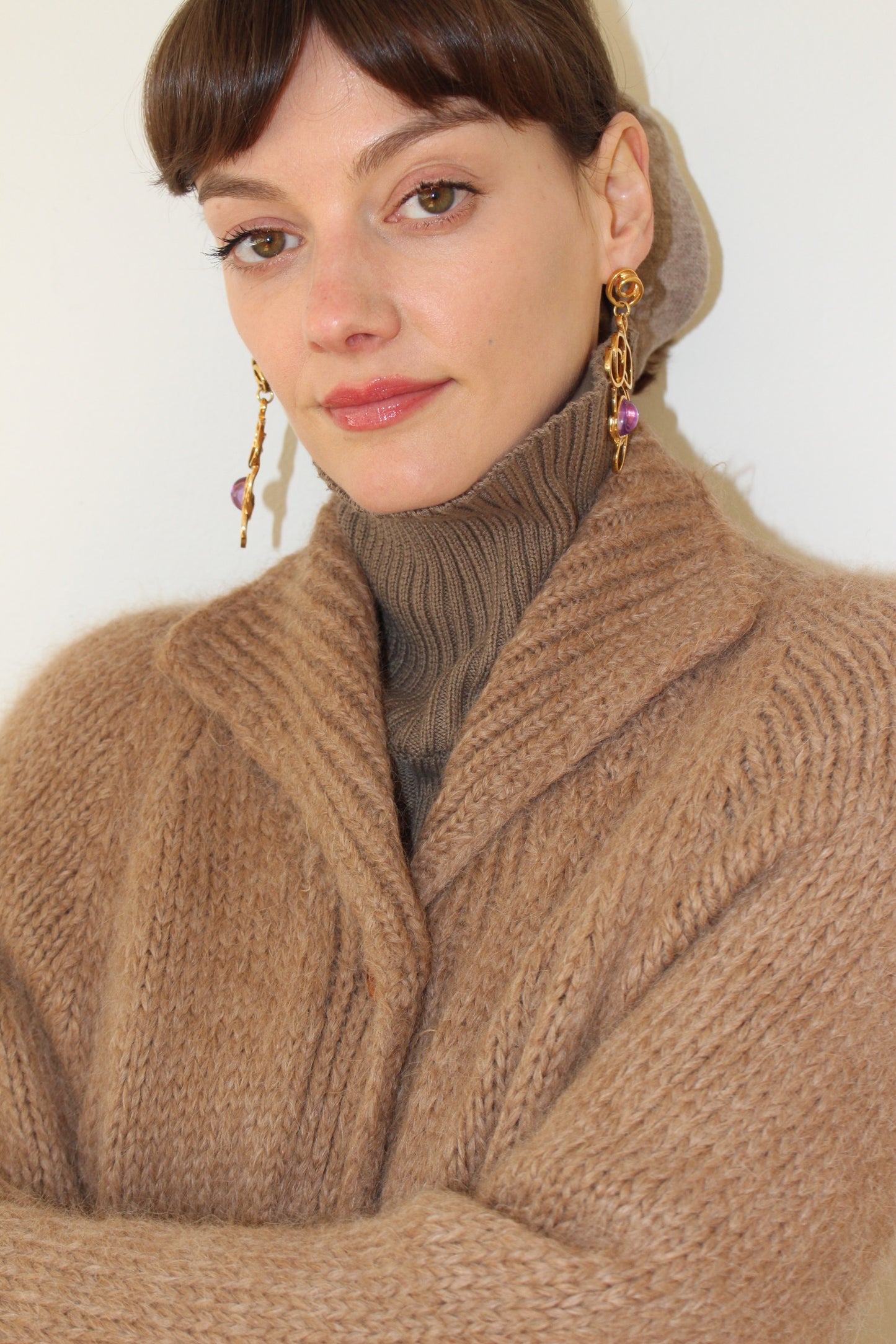 Vintage Ribboned Gold & Faux Amethyst Gem Earrings