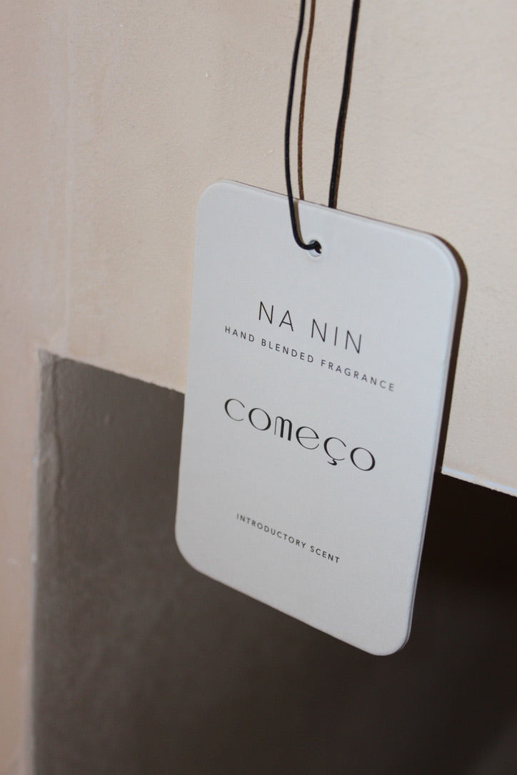 Começo No. 1 Fragrance Card / Rose, Fresh Earth, Mineral Water