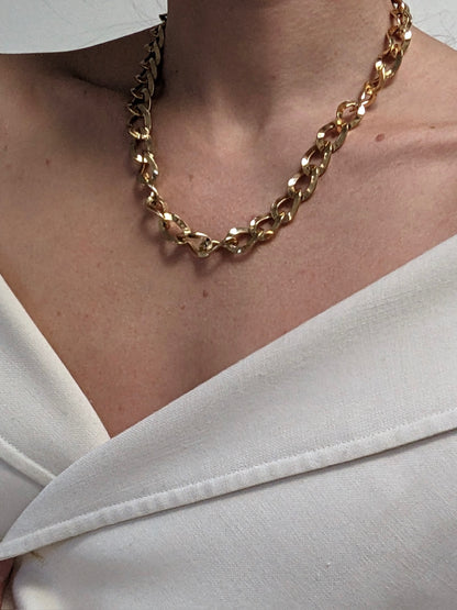 Classic Vintage Gold Link Necklace