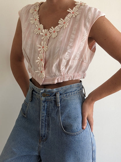 Sweetest Vintage Daisy Appliqué Crop Top