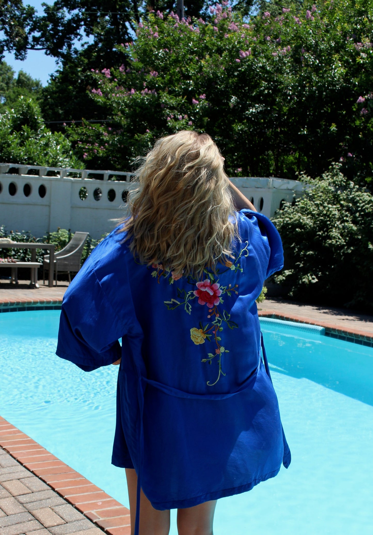Gorgeous Vintage Floral Hand-Embroidered Silk Robe