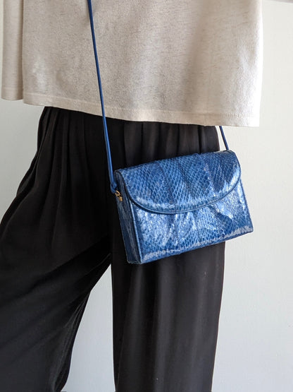 Amazing Vintage Azure Snakeskin Purse