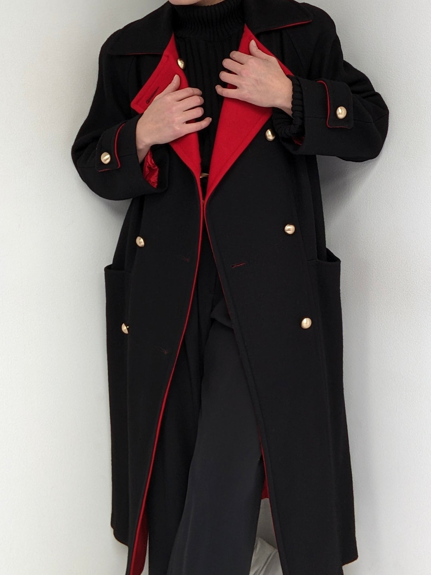 Lovely Vintage Onyx & Crimson Wool Coat