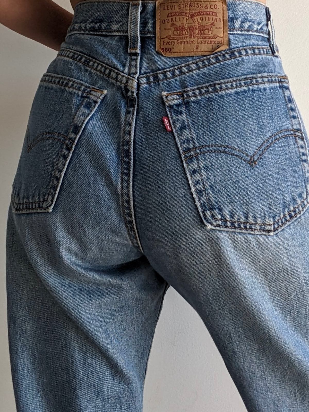 Vintage Levi's 560 Faded Jeans
