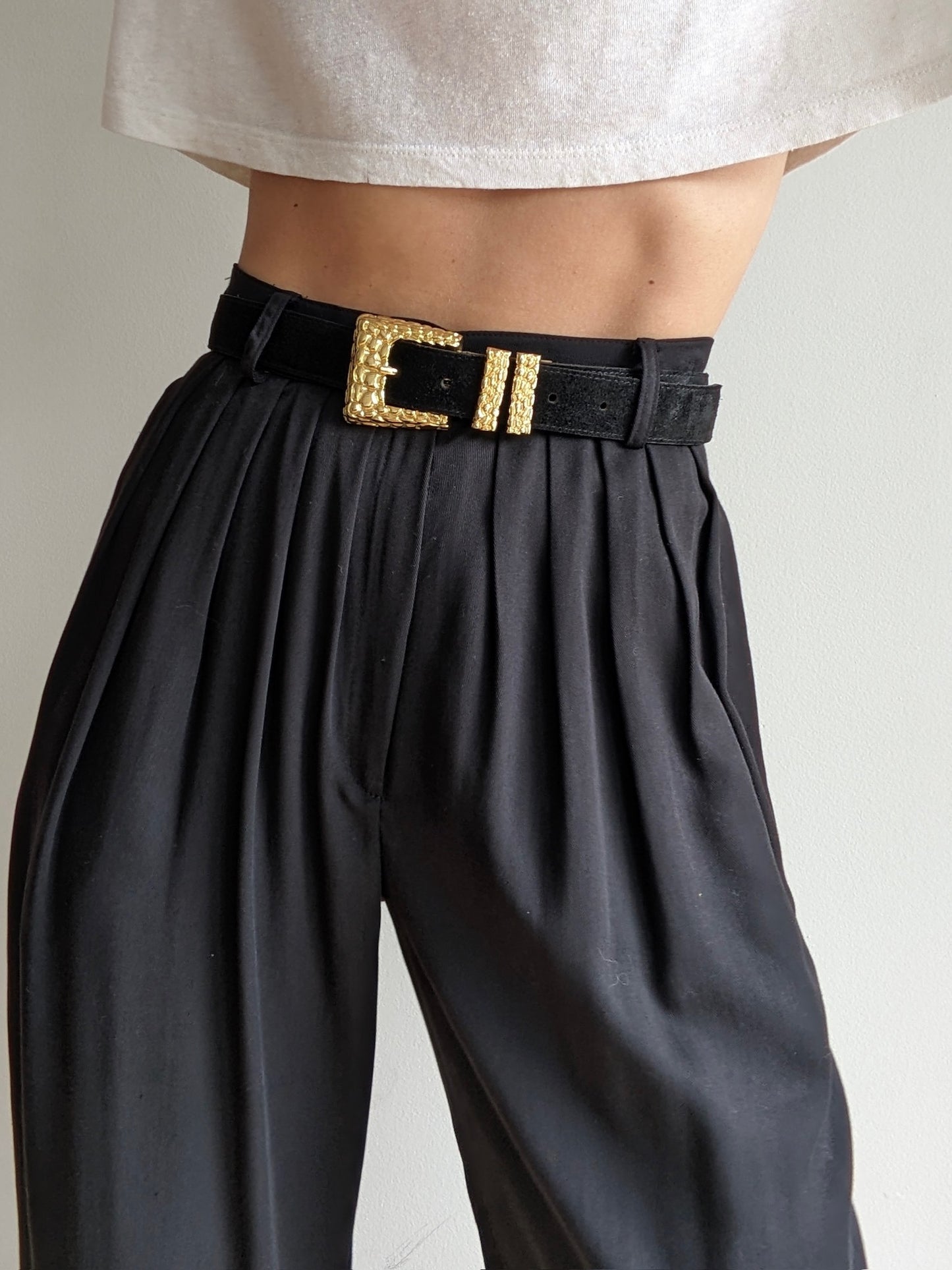 Vintage Onyx Suede Belt