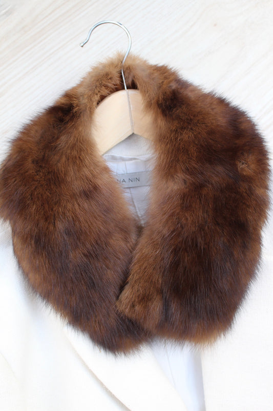 Vintage Caramel Fur Collar
