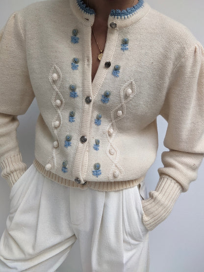 Gorgeous Vintage Floral Embroidered Wool Cardigan