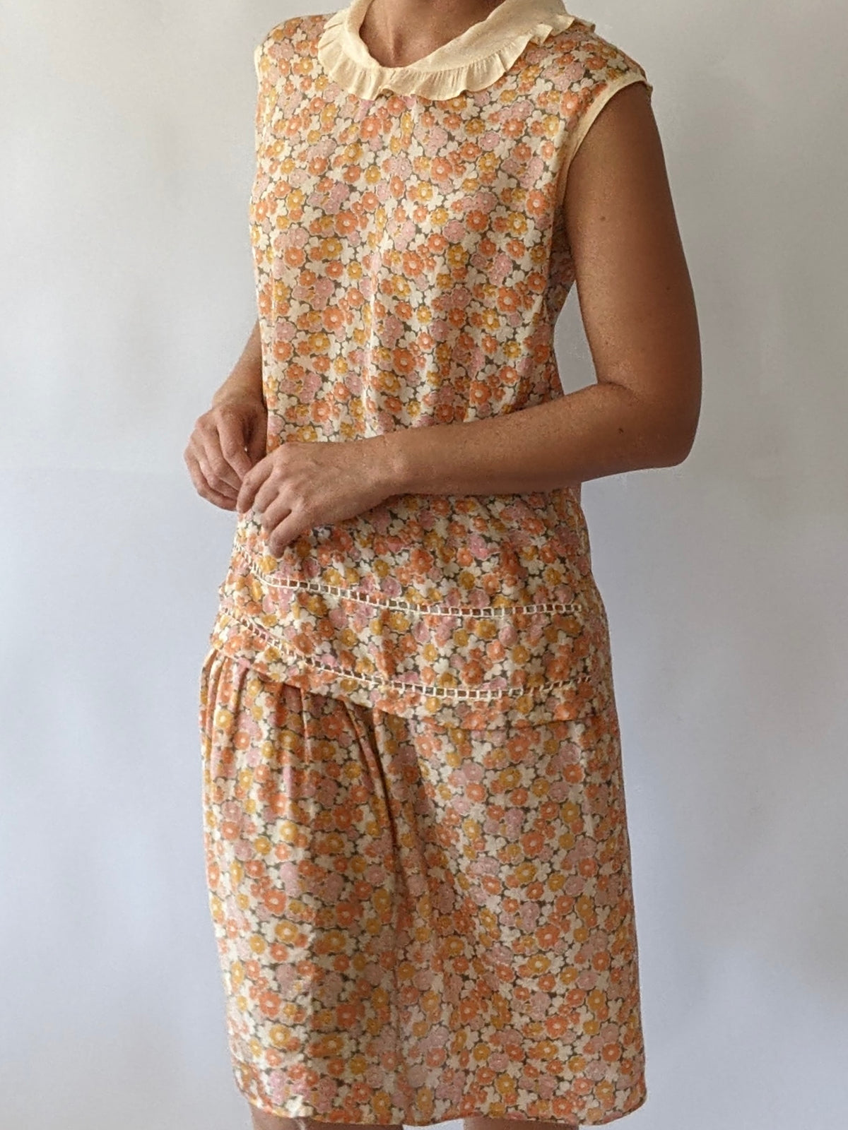 Incredible Vintage Collared Floral Silk Dress