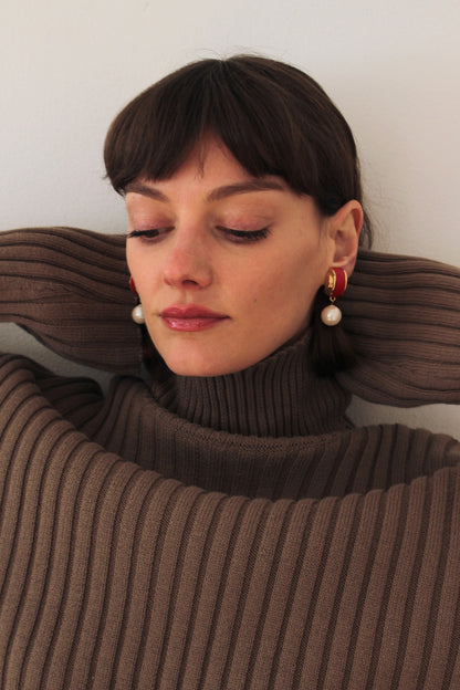 Sweetest Vintage Red Enamel & Dropped Faux Pearl Earrings