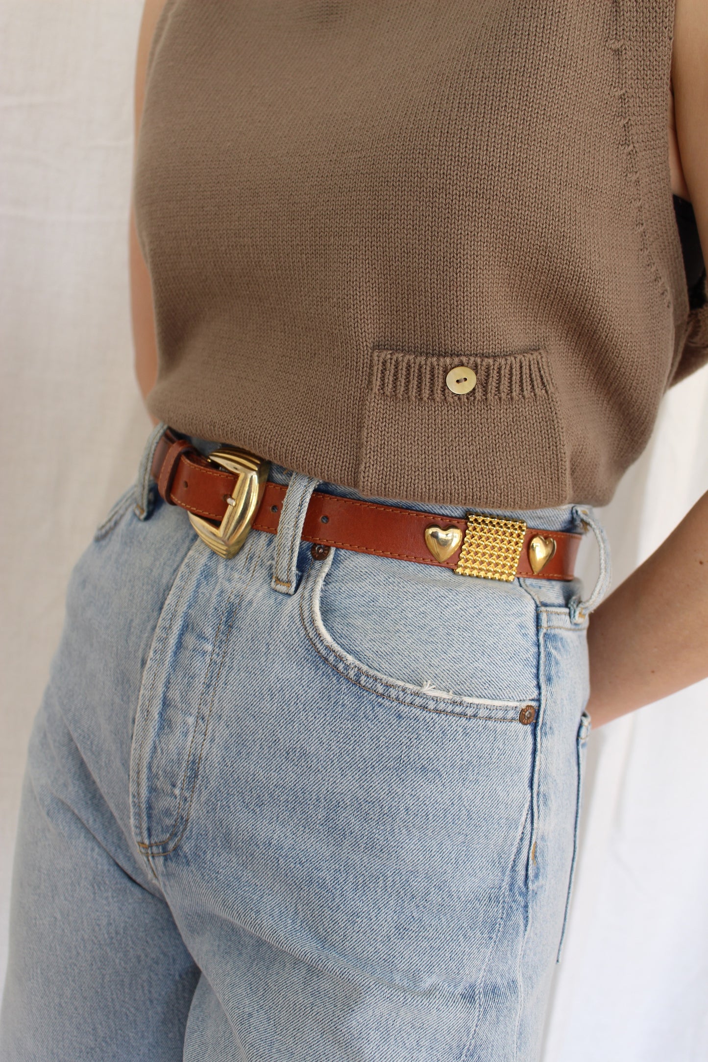 Sweetest Vintage Leather & Heart Pendant Belt