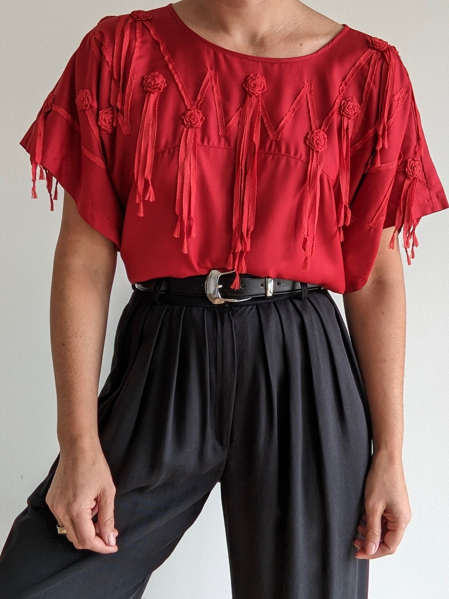 Amazing Vintage Rose & Tassel Appliqué Silk Top