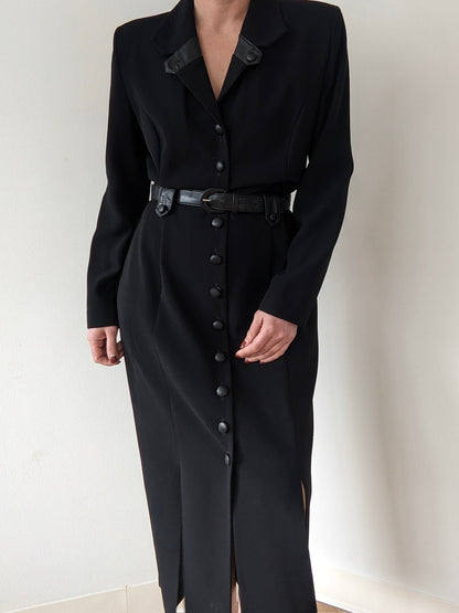 Amazing Vintage Belted Onyx Button Up Dress