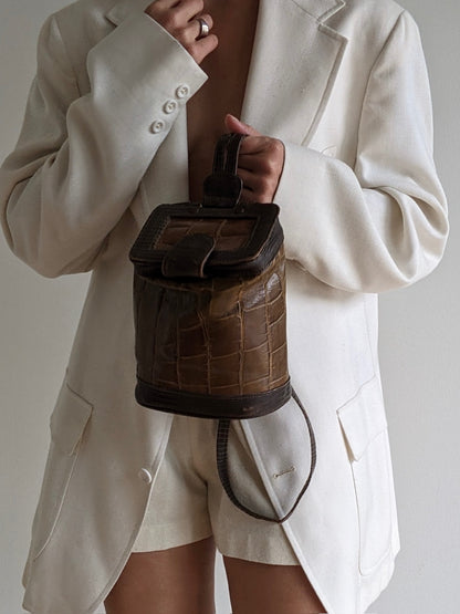 Vintage Two-Toned Embossed Leather Purse