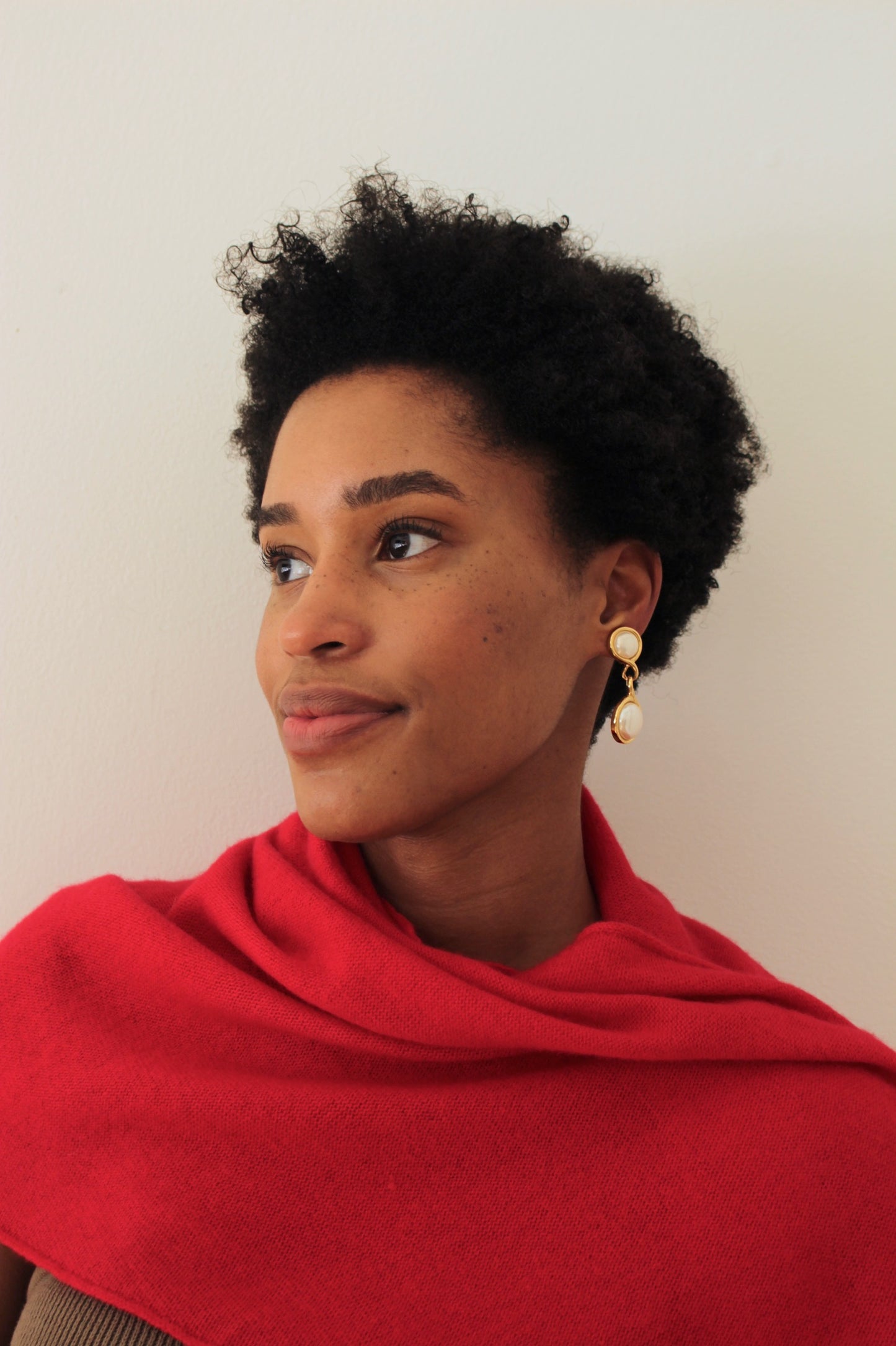 Elegant Vintage Twisted Gold-Framed Faux Pearl Earrings