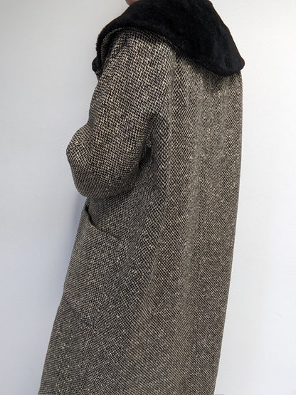 Stunning Vintage Salt & Pepper Tweed Wool Coat