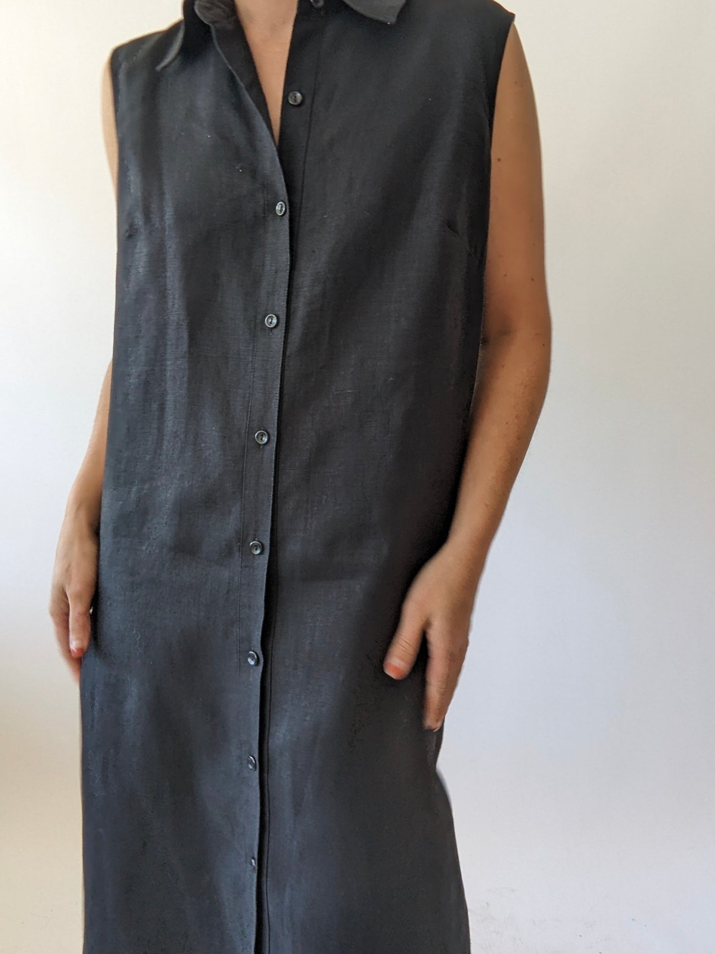 Vintage Onyx Sleeveless Linen Dress