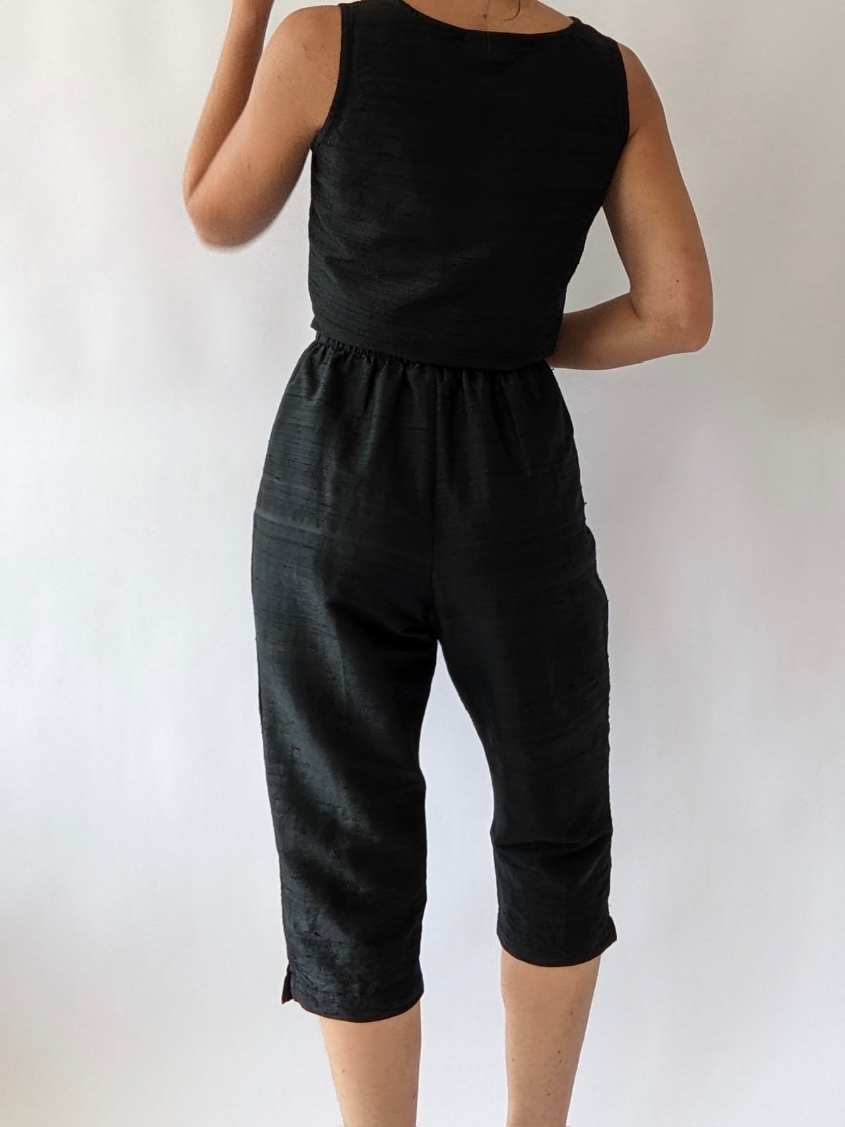 Rare Vintage Caviar Woven Silk Capri & Top Set