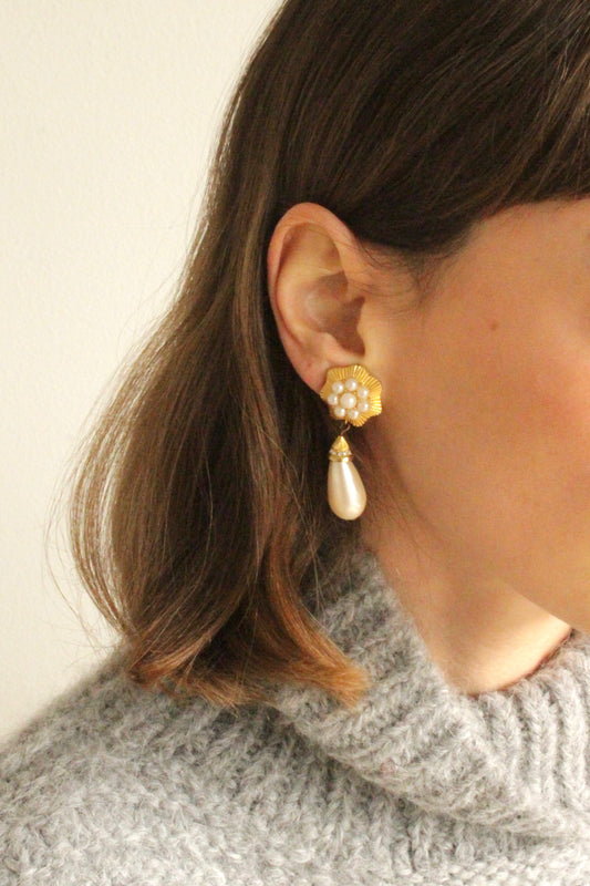 Sweet Vintage Faux Seed Pearl Drop Earrings