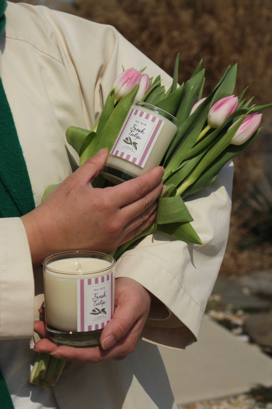 Fresh Tulip Candle / Available in 5oz & 8oz