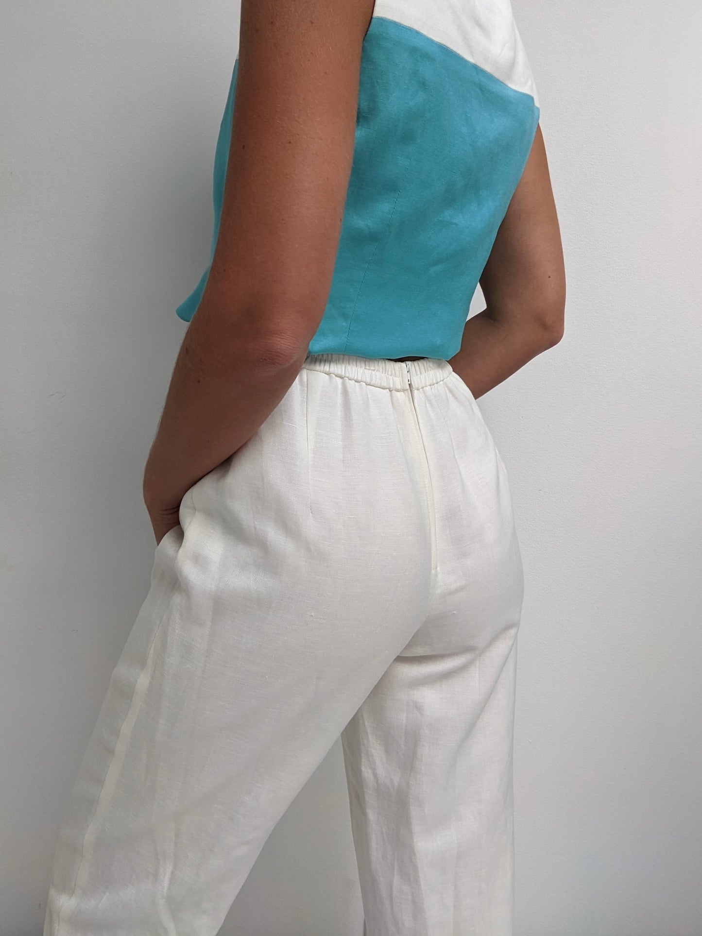 Amazing Vintage Two-Toned 3 Piece Linen Set