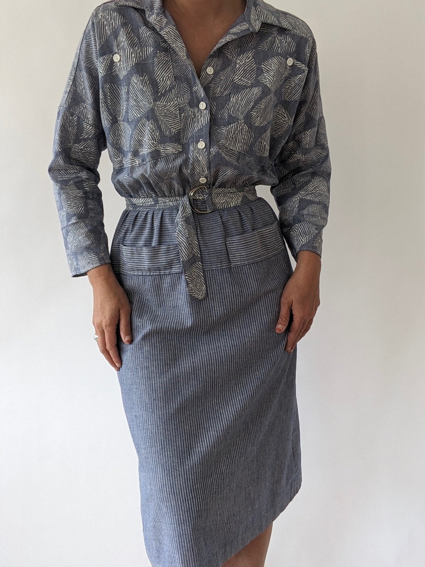 Vintage Belted Bow-Print Shirt Dress