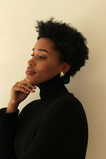 Delicate Vintage Faux Baroque Pearl & Gold Feather Earrings