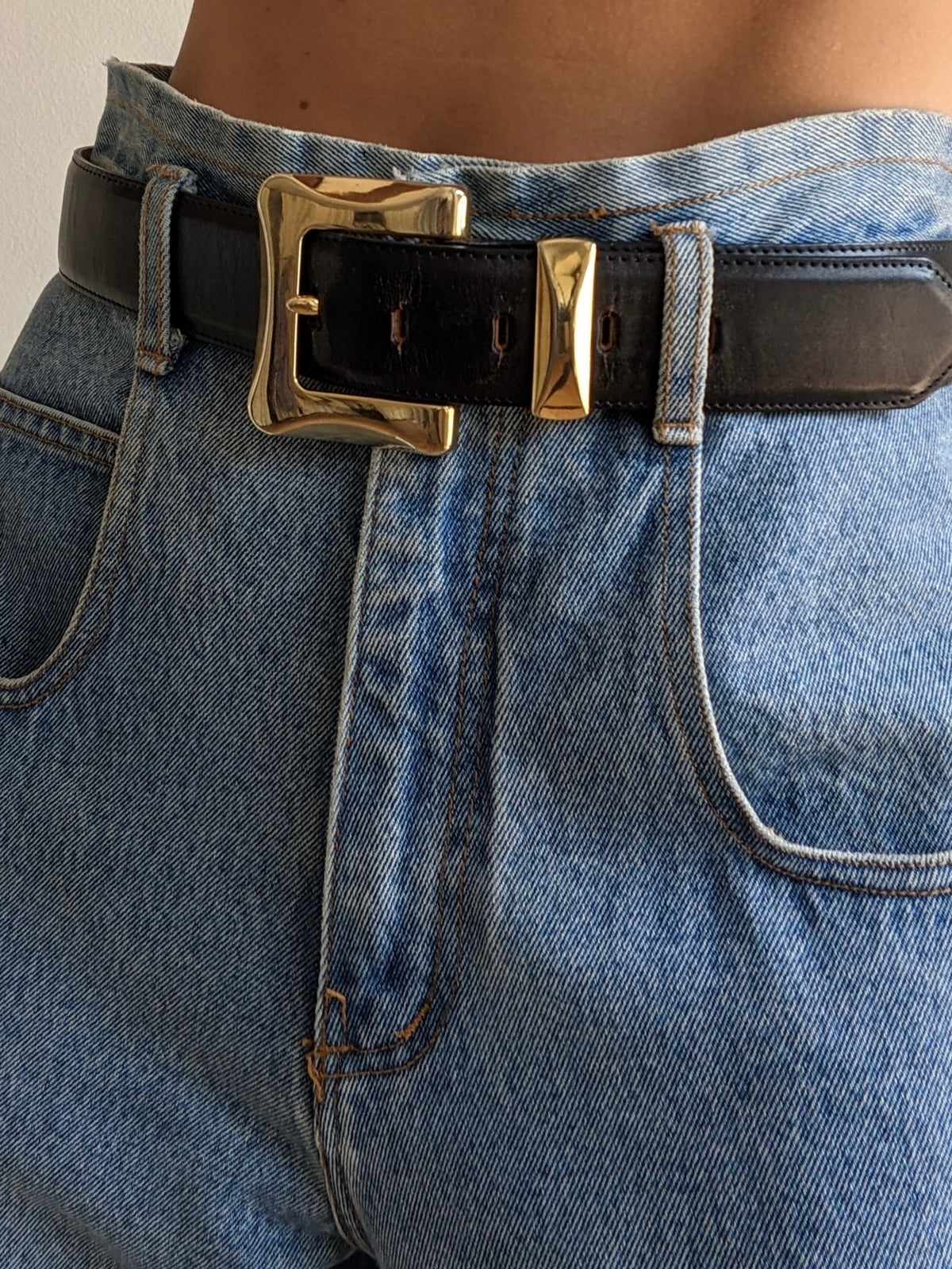 Bold Vintage Smooth Ink Black Leather Belt