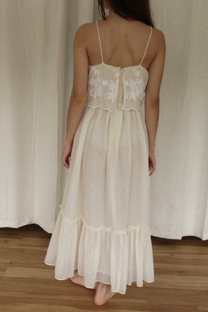 Dreamy Vintage Embroidered Summer Dress