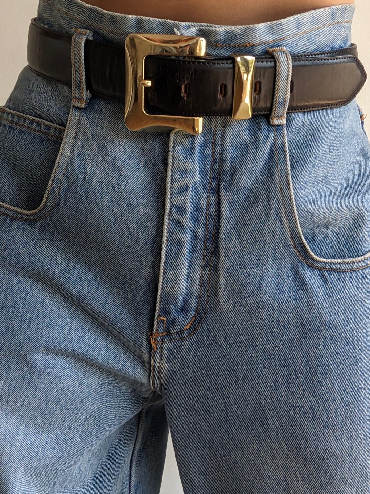Bold Vintage Smooth Ink Black Leather Belt