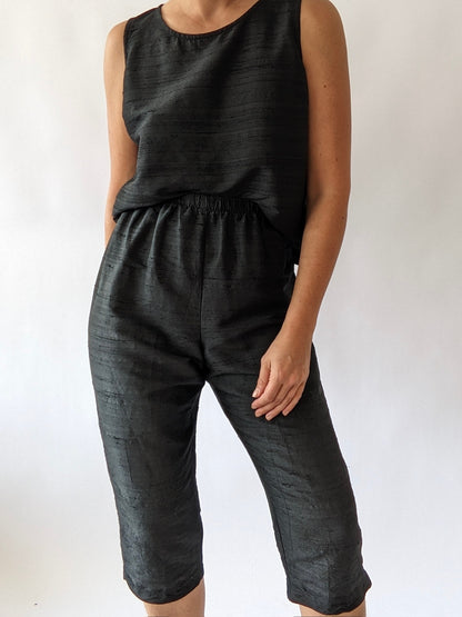 Rare Vintage Caviar Woven Silk Capri & Top Set