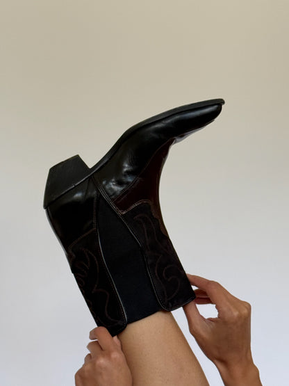 Vintage Donald Pliner Suede & Leather Embroidered Boots
