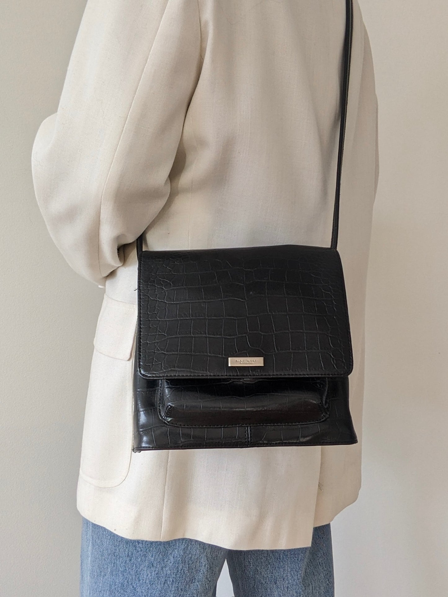 90s Nine West Ink Black Embossed Vegan Leather Bag