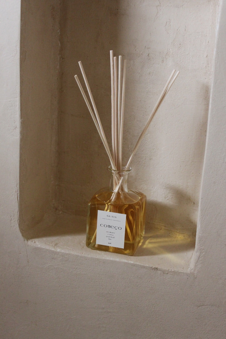 Começo No. 4 Reed Diffuser / Seawater, Cotton, Patchouli, Lime