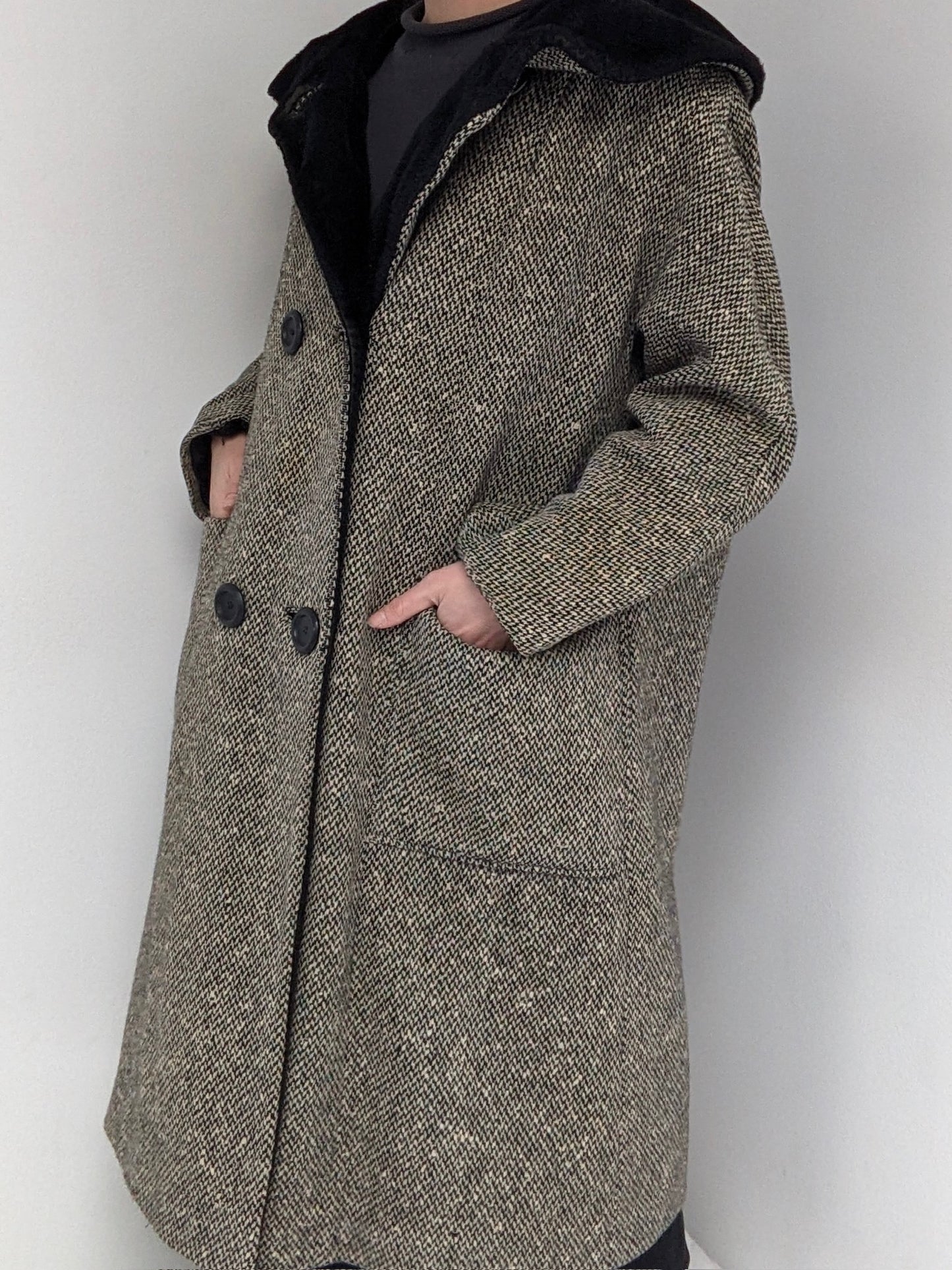 Stunning Vintage Salt & Pepper Tweed Wool Coat