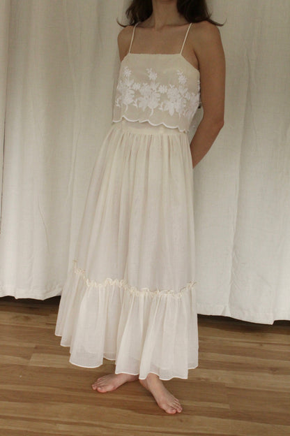Dreamy Vintage Embroidered Summer Dress