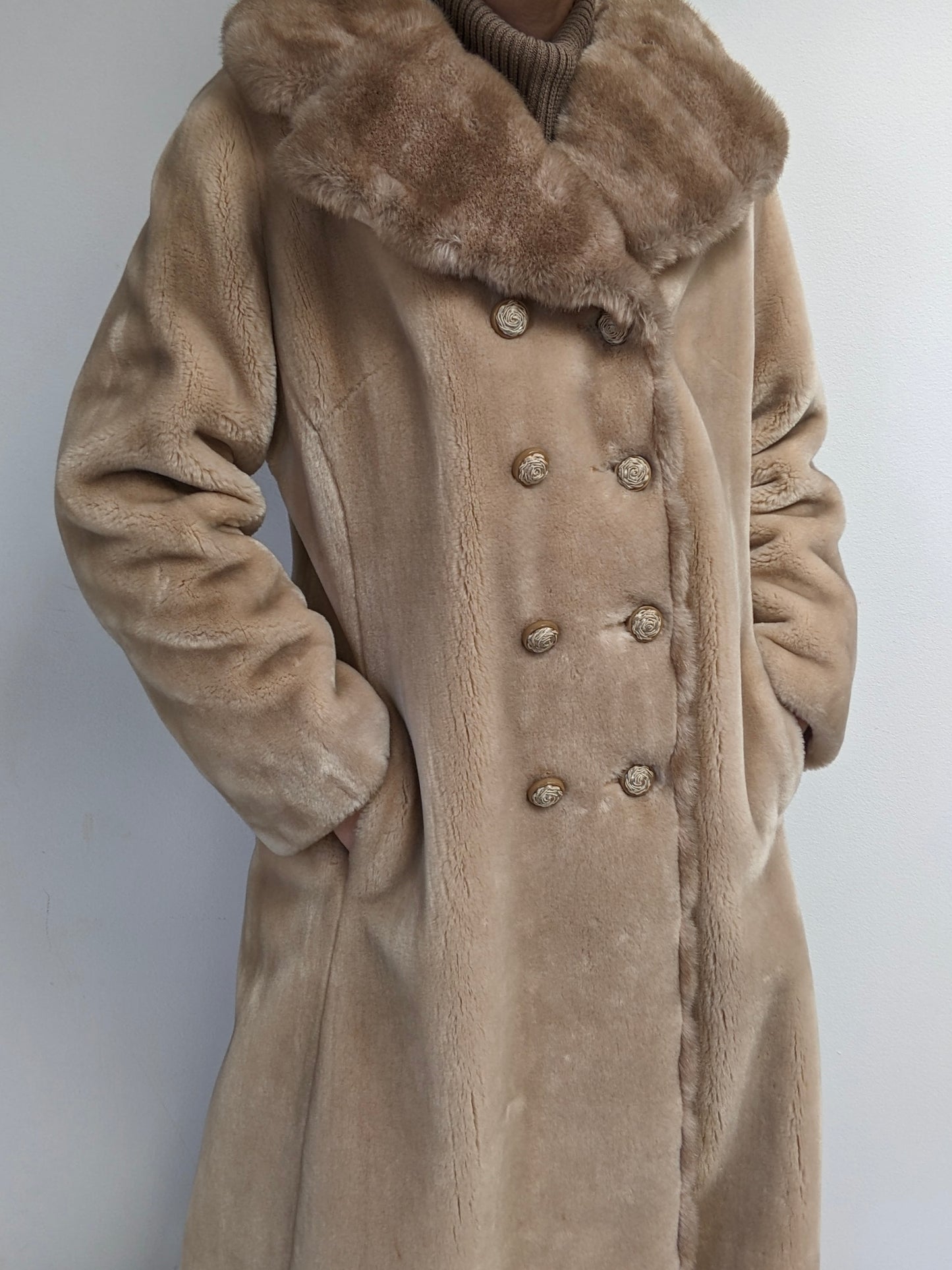 Luxury Vintage Latte Faux Fur Coat