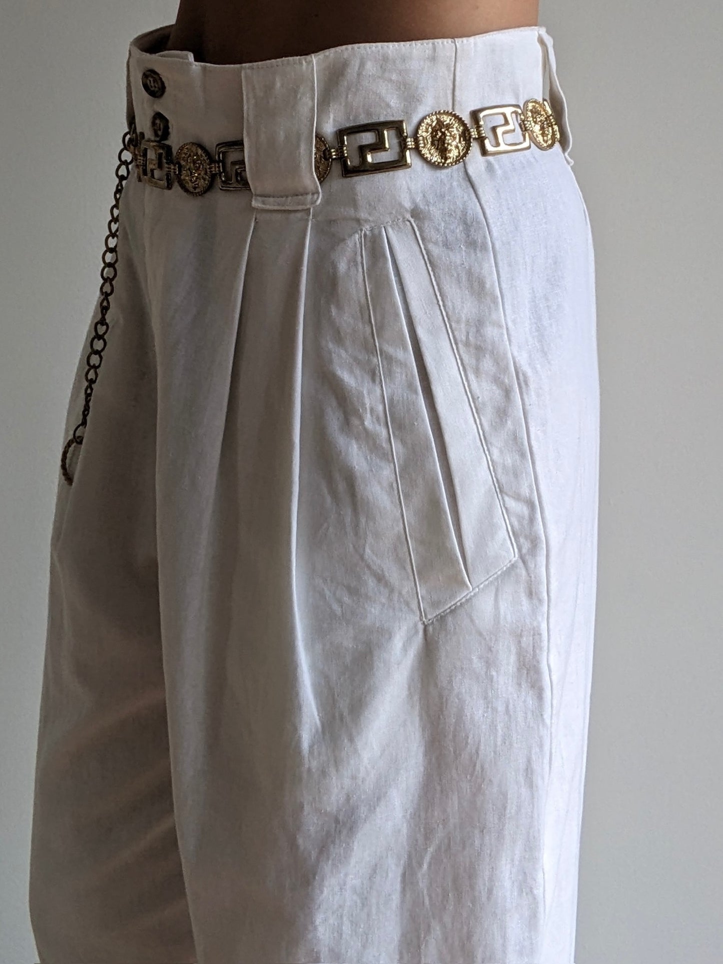 Vintage Lion Head Medallion Chain Belt