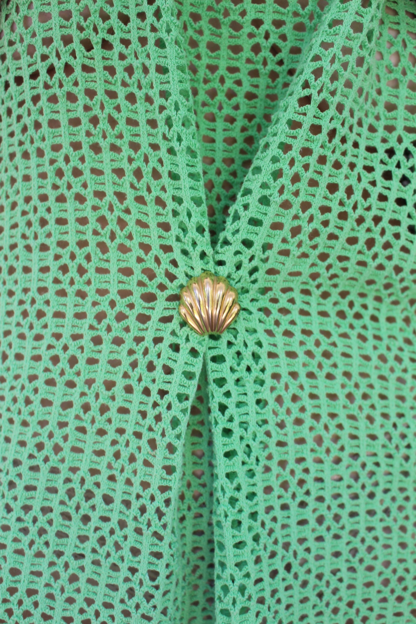 Petite Vintage Shell Brooch