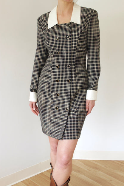 Elegant Vintage Onyx Grid Dress