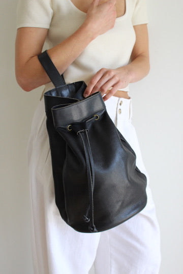 Favorite 90s Bloomingdales Leather Sling Bucket Bag